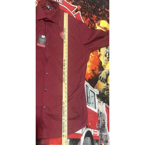 Van Heusen Dress Shirt Mens Large 16-16 1/2 Regular Port Red‎ Flex Fit - Picture 7 of 8